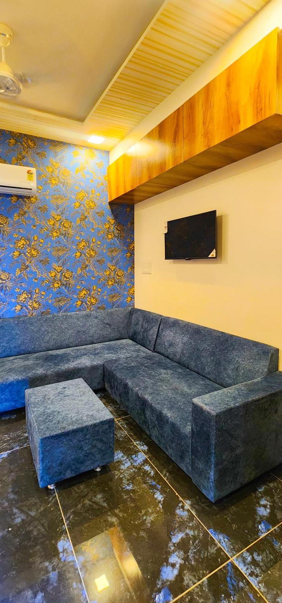 Hotel Nova Blue Ahmedabad Exteriör bild